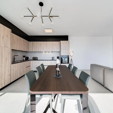 Modern 5-star In Glion - Underfloor Heating Villa